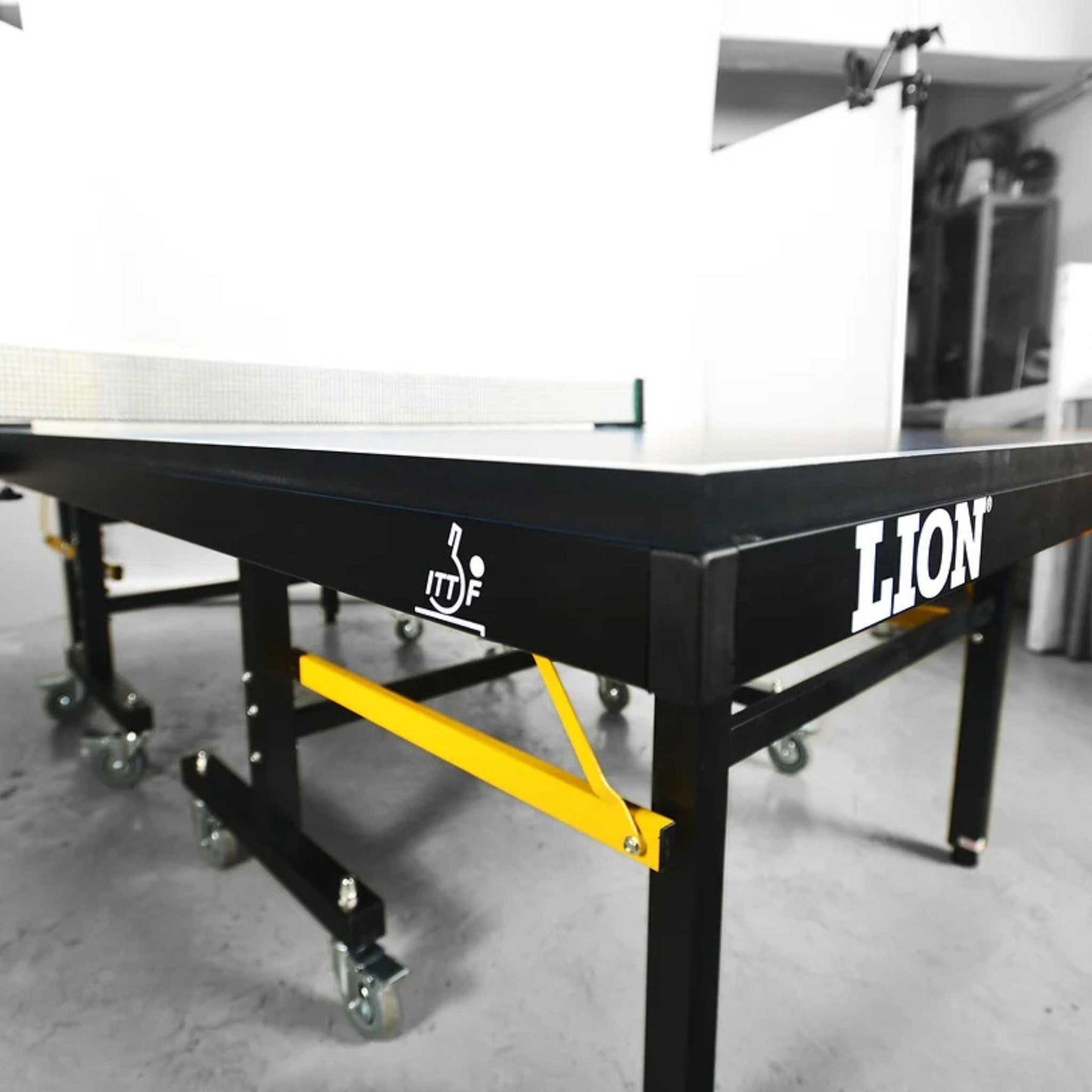 Swiftflyte™ Lion® 25 Sport Competition Table Tennis Table